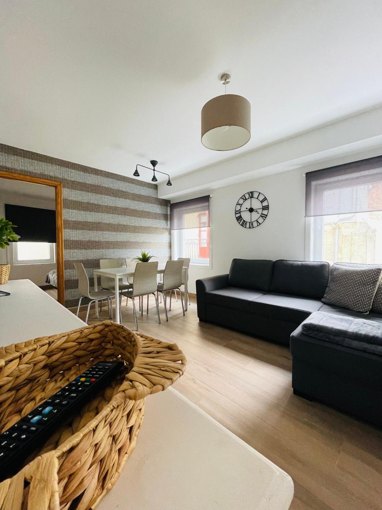 Estilosa Vivienda En El Centro Vigo Esterno foto